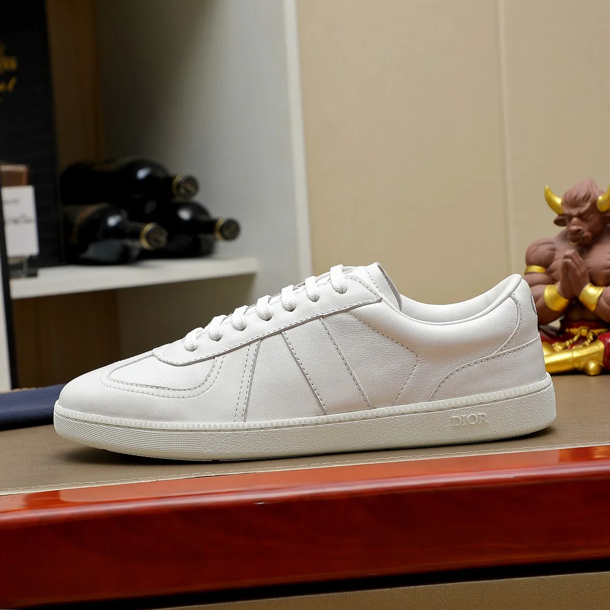 Men's clothing and shoes 💰540 💰🔥[Dior] High-end top-notch 🔝 purchasing agent 🔍🔍The latest 🇺🇸 counters are on sale simultaneously, original Italian calfskin (high-end, extravagance, and grade) with exquisite workmanship (cowhide Inner lining) Sole: Original sole provided by the original factory ⚠️Outsole. Comfortable, wear-resistant, non-slip, real-life photo🎬The real thing is more beautiful🔍Color: 4 colors available💕💕Number of yards: 39-44...